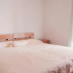 Na