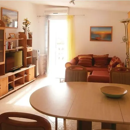 Apartman Na *